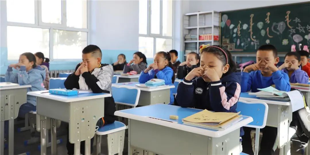 达茂旗蒙古族学校